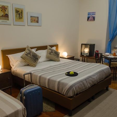 Living Rome Ottaviano B&B Ngoại thất bức ảnh