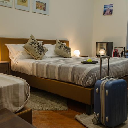Living Rome Ottaviano B&B Ngoại thất bức ảnh