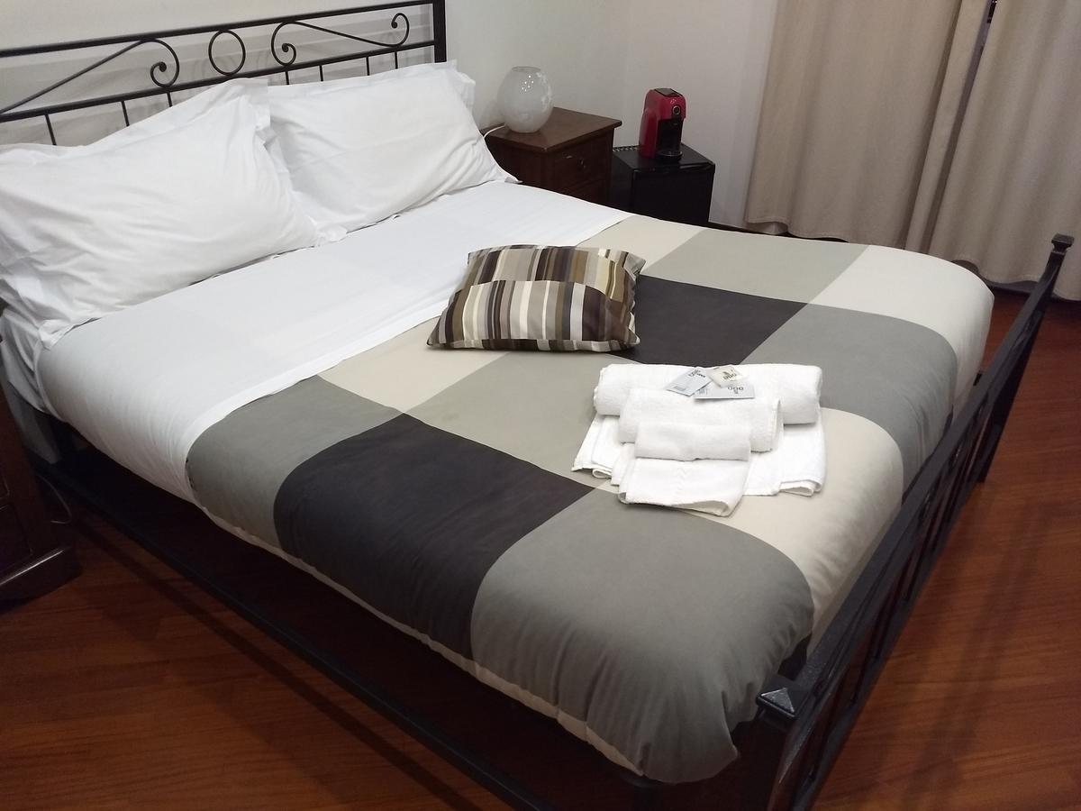 Living Rome Ottaviano B&B Ngoại thất bức ảnh