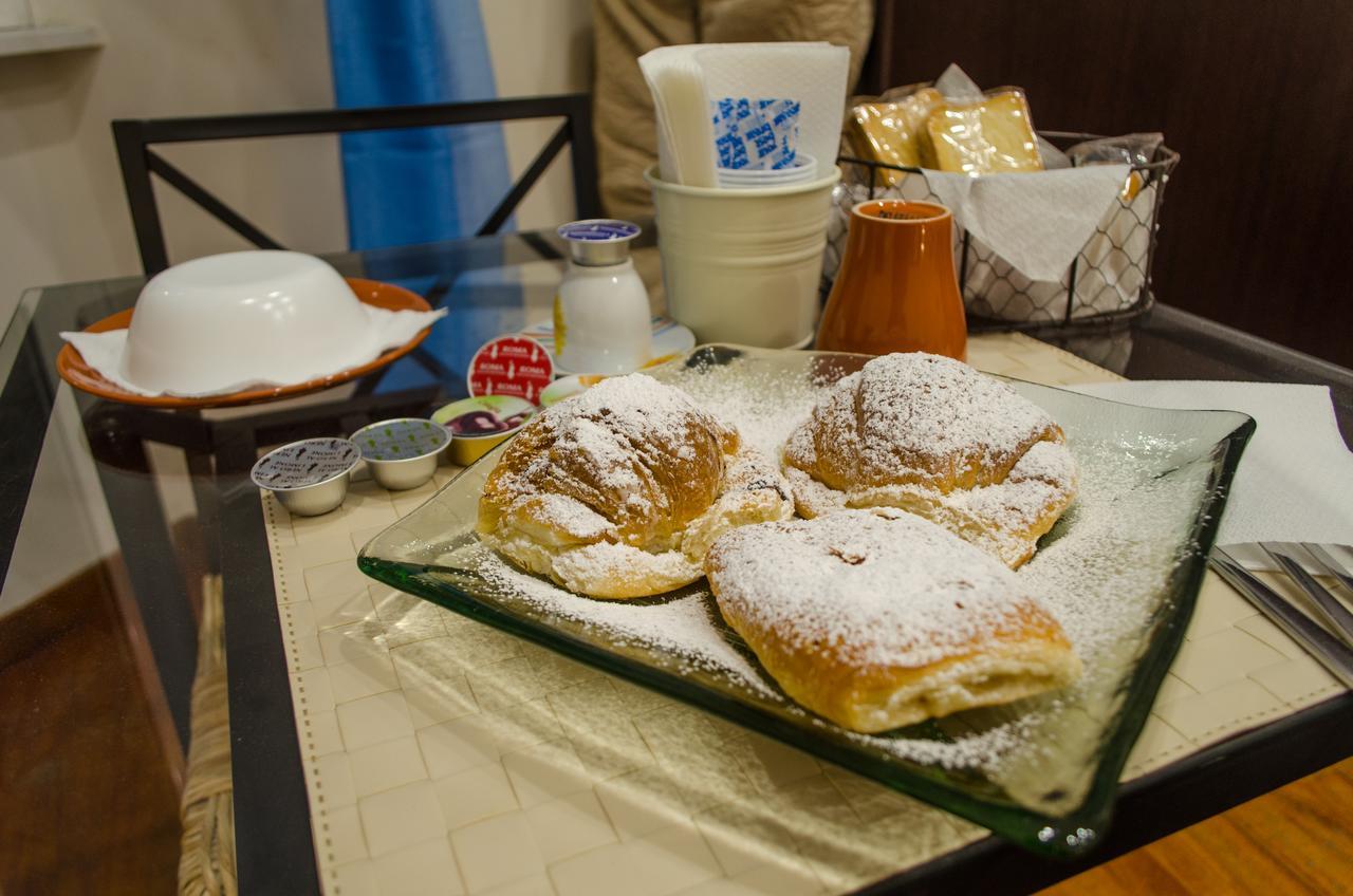 Living Rome Ottaviano B&B Ngoại thất bức ảnh
